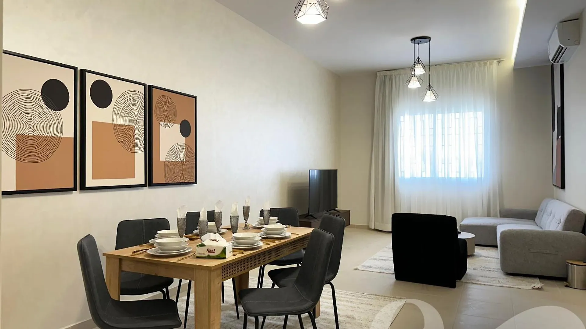 Kease Ghadeer C-6 Royal Touch Gx81 Apartment Riyadh