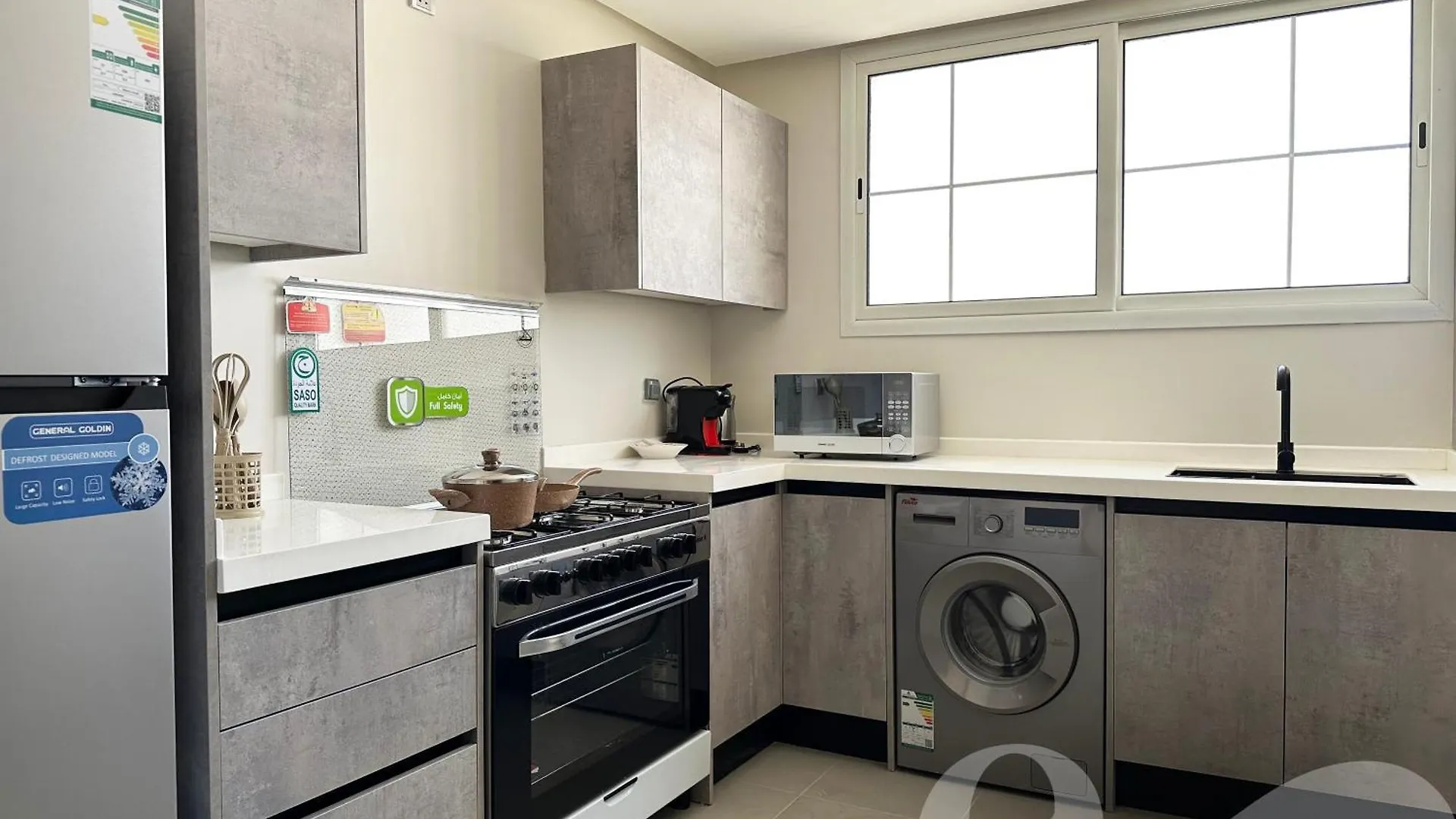 Kease Ghadeer C-6 Royal Touch Gx81 Apartment Riyadh