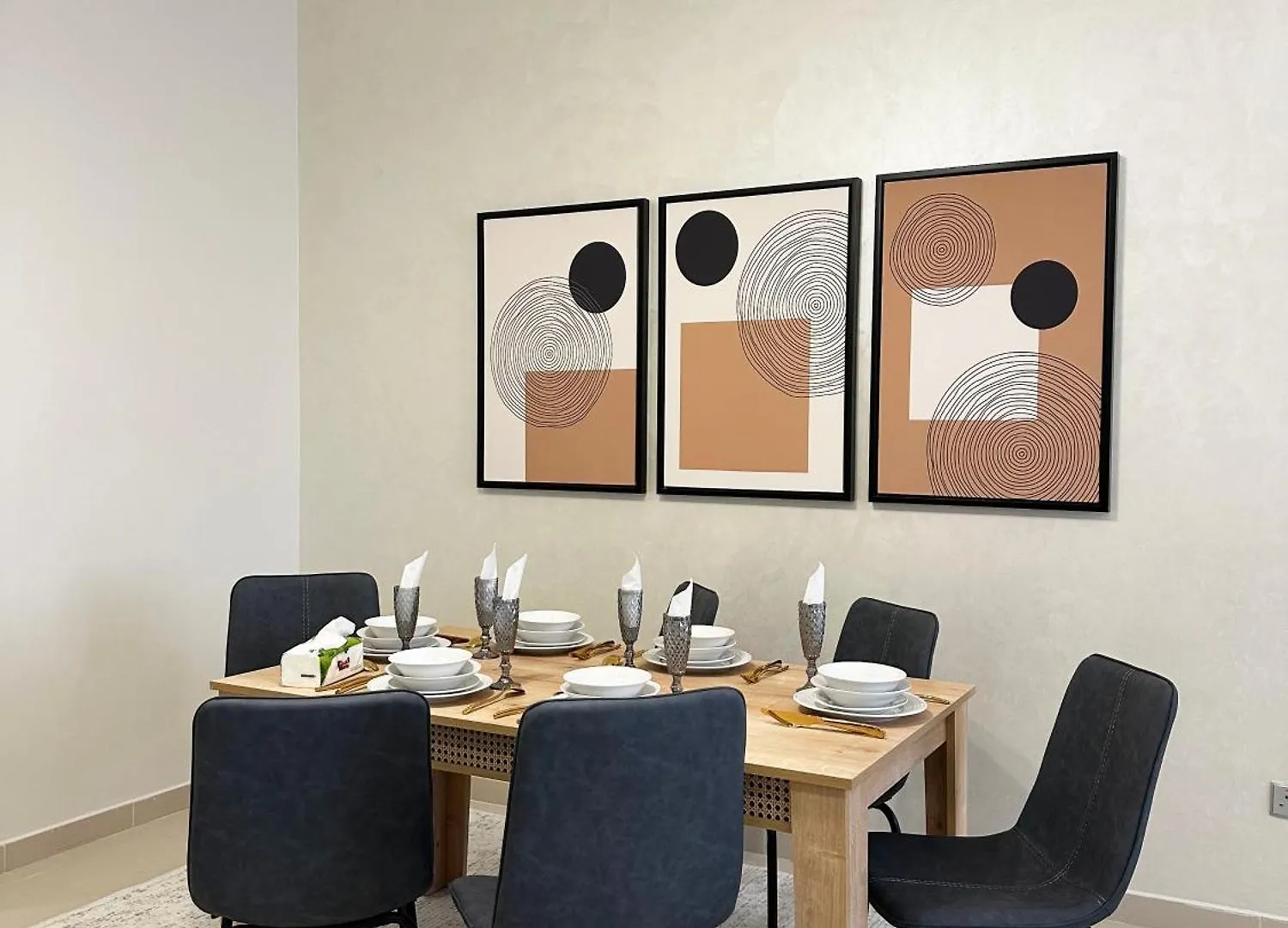 Kease Ghadeer C-6 Royal Touch Gx81 Apartment Riyadh