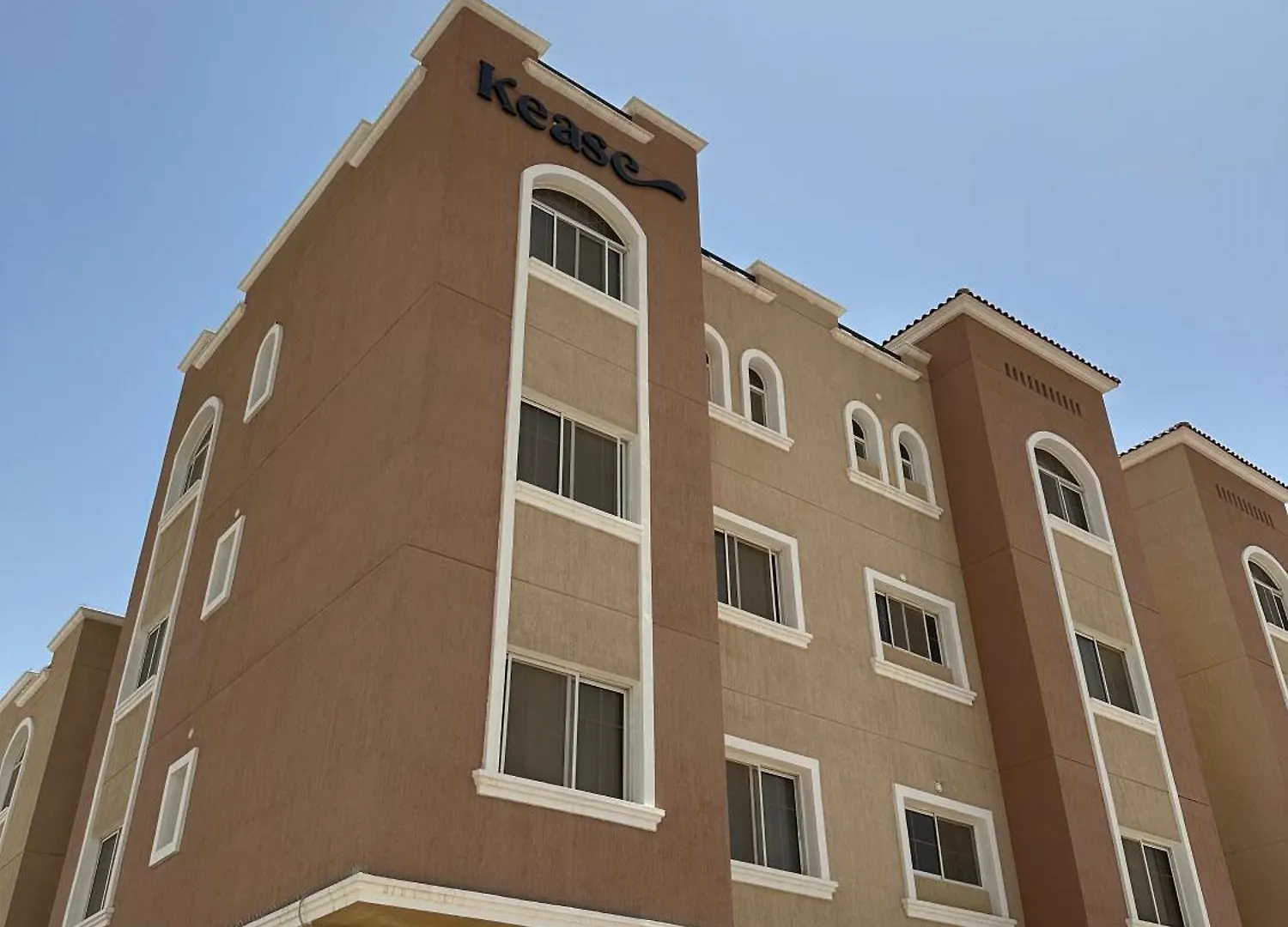 Kease Ghadeer C-6 Royal Touch Gx81 Apartment Riyadh